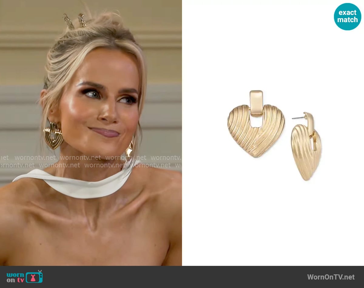 INC International Concepts Gold-tone Ribbed Heart Earrings worn by Vanessa McBride (Lauren Buglioli) on Beyond the Gates