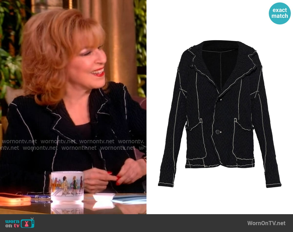 Joy’s black contrast stitch blazer on The View Joy’s black contrast stitch blazer on The View