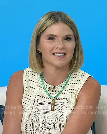 Jenna’s green fish pendant necklace on Today