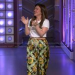 Kelly’s floral print wide leg pants on The Kelly Clarkson Show