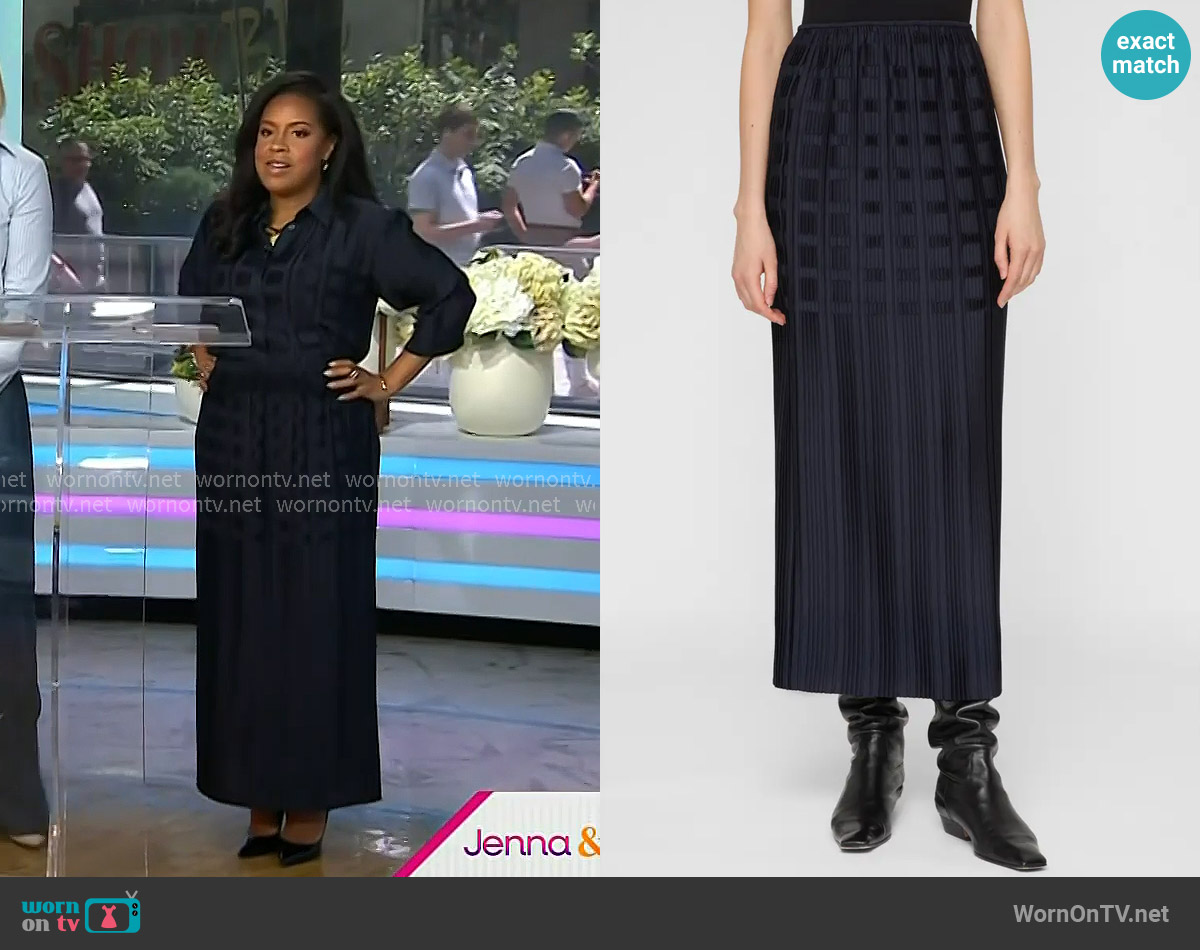 Lafayette 148 NY Basketweave Plissé Recycled Satin Skirt in Ink worn by Sheinelle Jones on Today