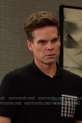 Leo’s black polo with houndstooth pocket on Days of our Lives