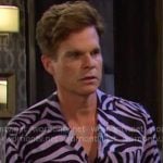 Leo's pink animal print shirt on Days of our Lives