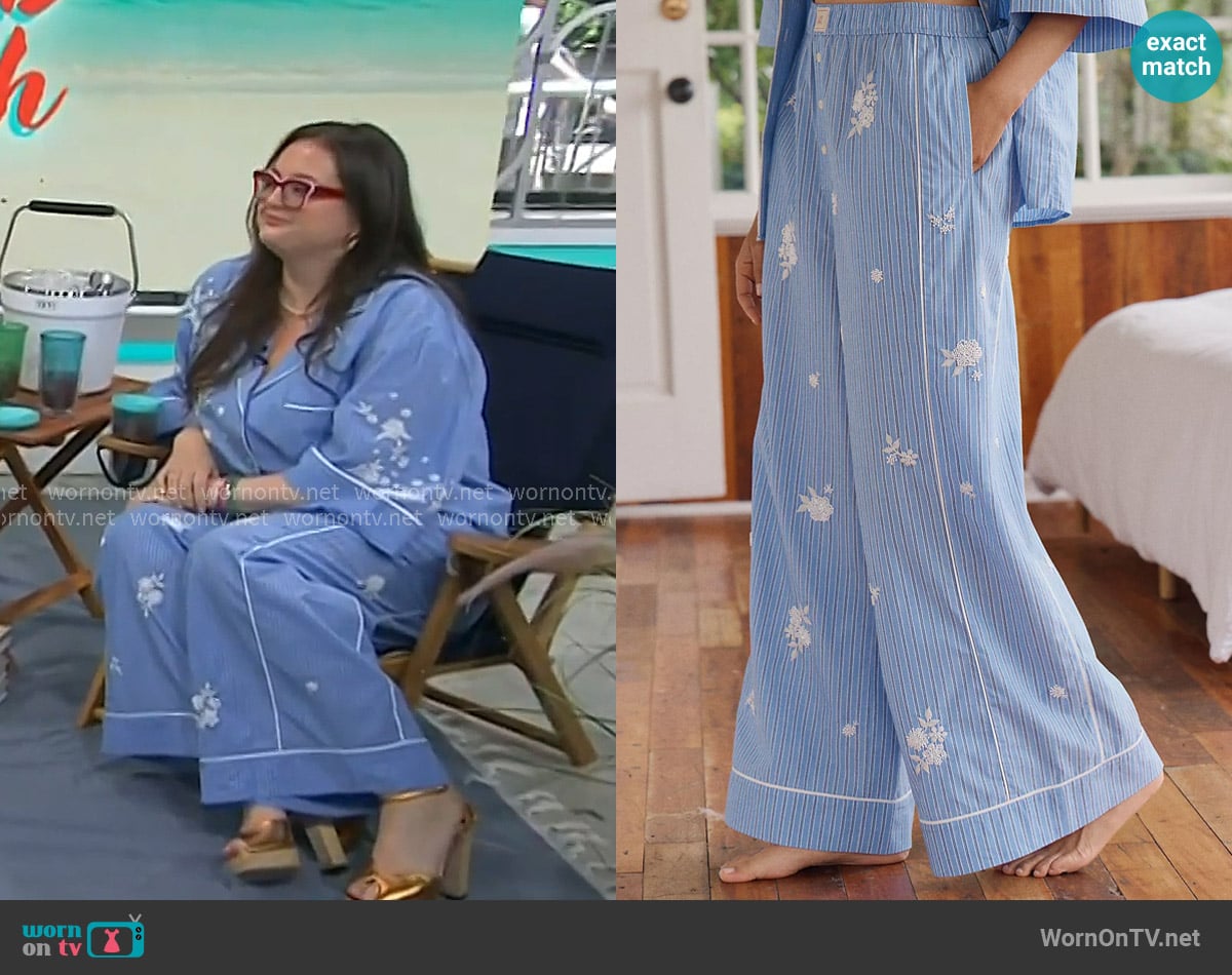 Krissy Downey’s blue striped floral pants on Today Krissy Downey’s blue striped floral pants on Today