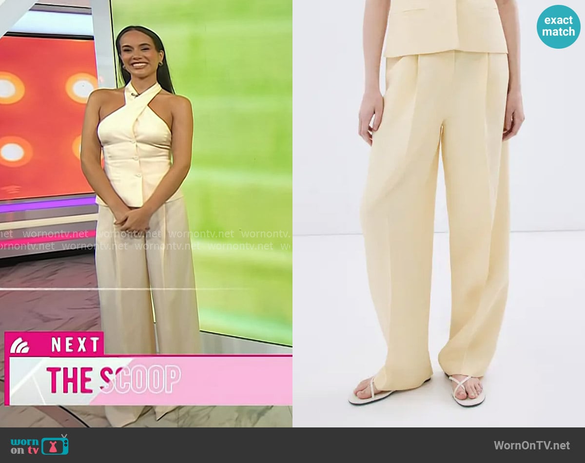 Emily Curl’s yellow pants on Today
