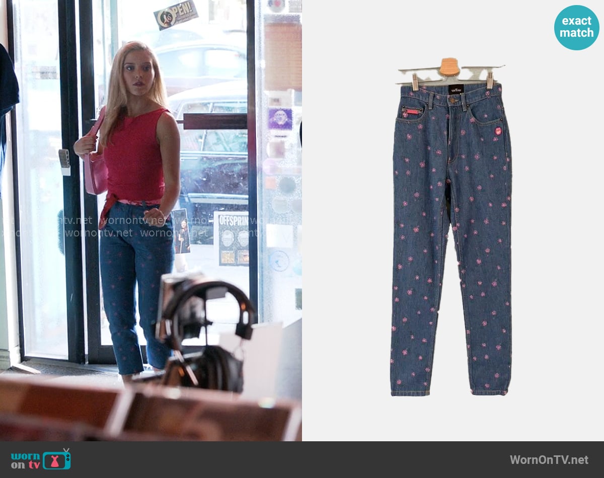 Marc Jacobs Floral Denim Pants worn by Elle Woods (Lexi Minetree) on Elle
