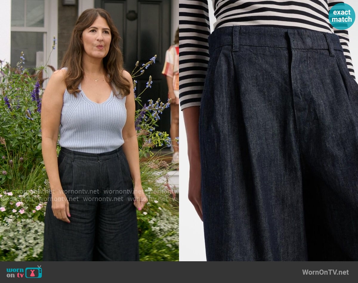 Max Mara Luis Wide-Leg Jeans worn by  Brooke Kirtley (D'Arcy Carden) on The Five Star Weekend