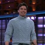 Michael Bradway's blue cable knit sweater on The Kelly Clarkson Show