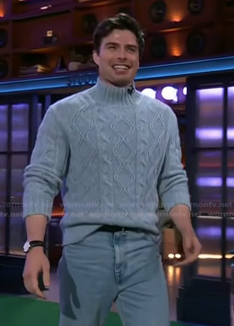 Michael Bradway’s blue cable knit sweater on The Kelly Clarkson Show