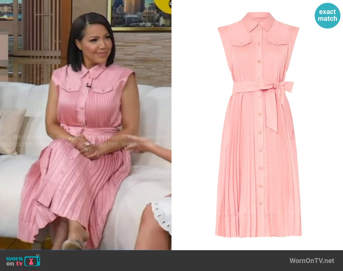 Milly Johanna Pleated Twill Midi Dress in Blush worn by Stephanie Ramos on Good Morning America