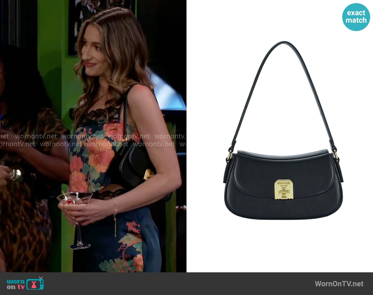 Ashley’s bag on Beyond the Gates Ashley’s bag on Beyond the Gates