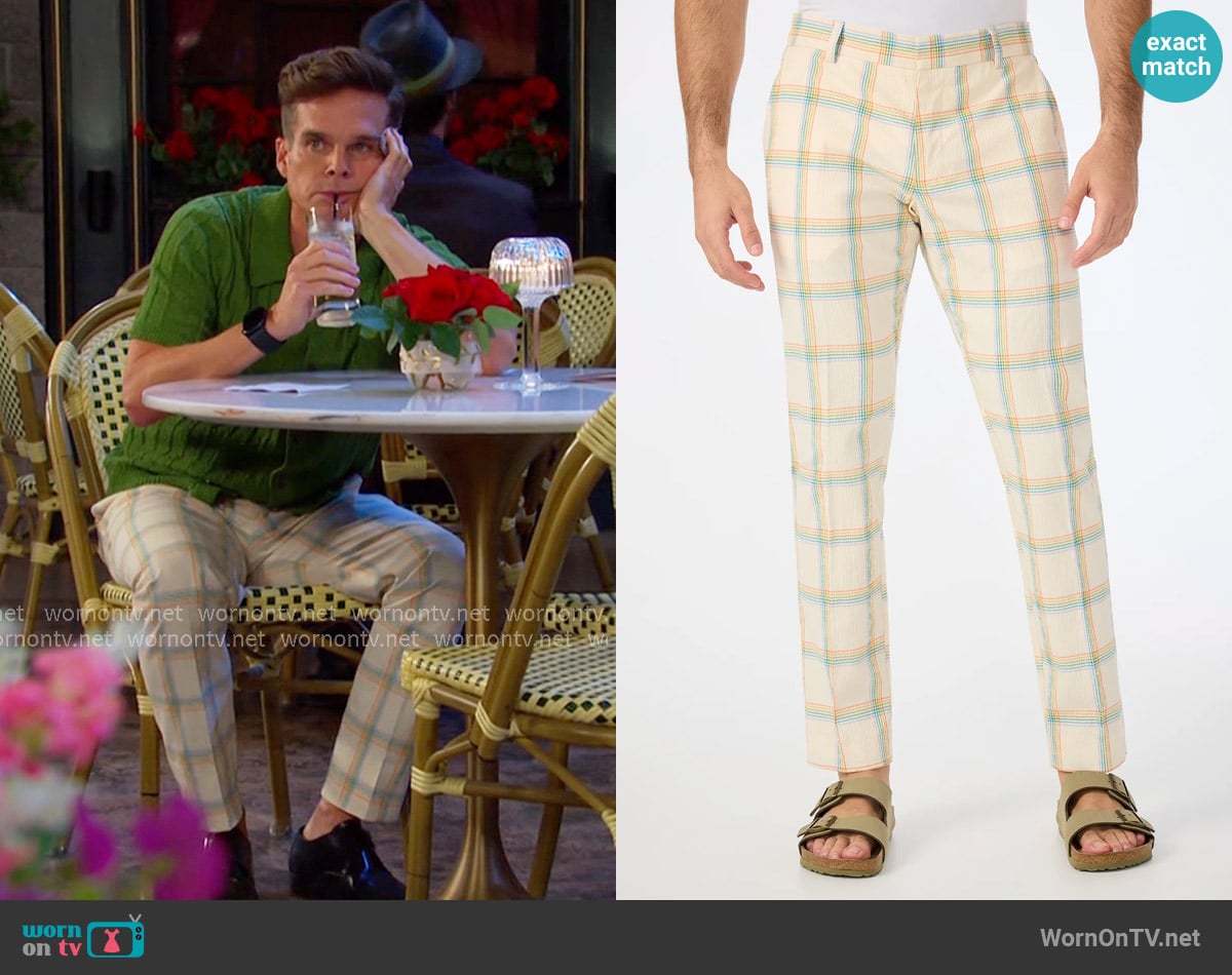 Leo’s plaid pants on Days of our Lives