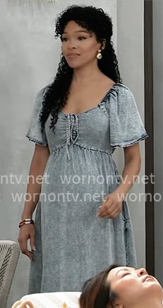 Portia’s denim maternity dress on General Hospital