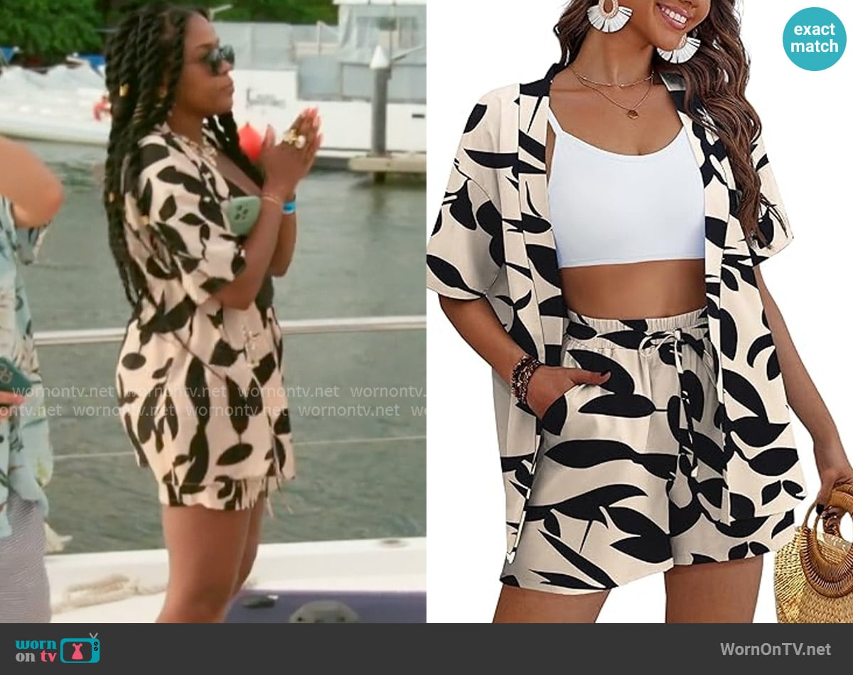 Redhotype Hawaiian Outfit worn by Jasmine Goode on The Valley