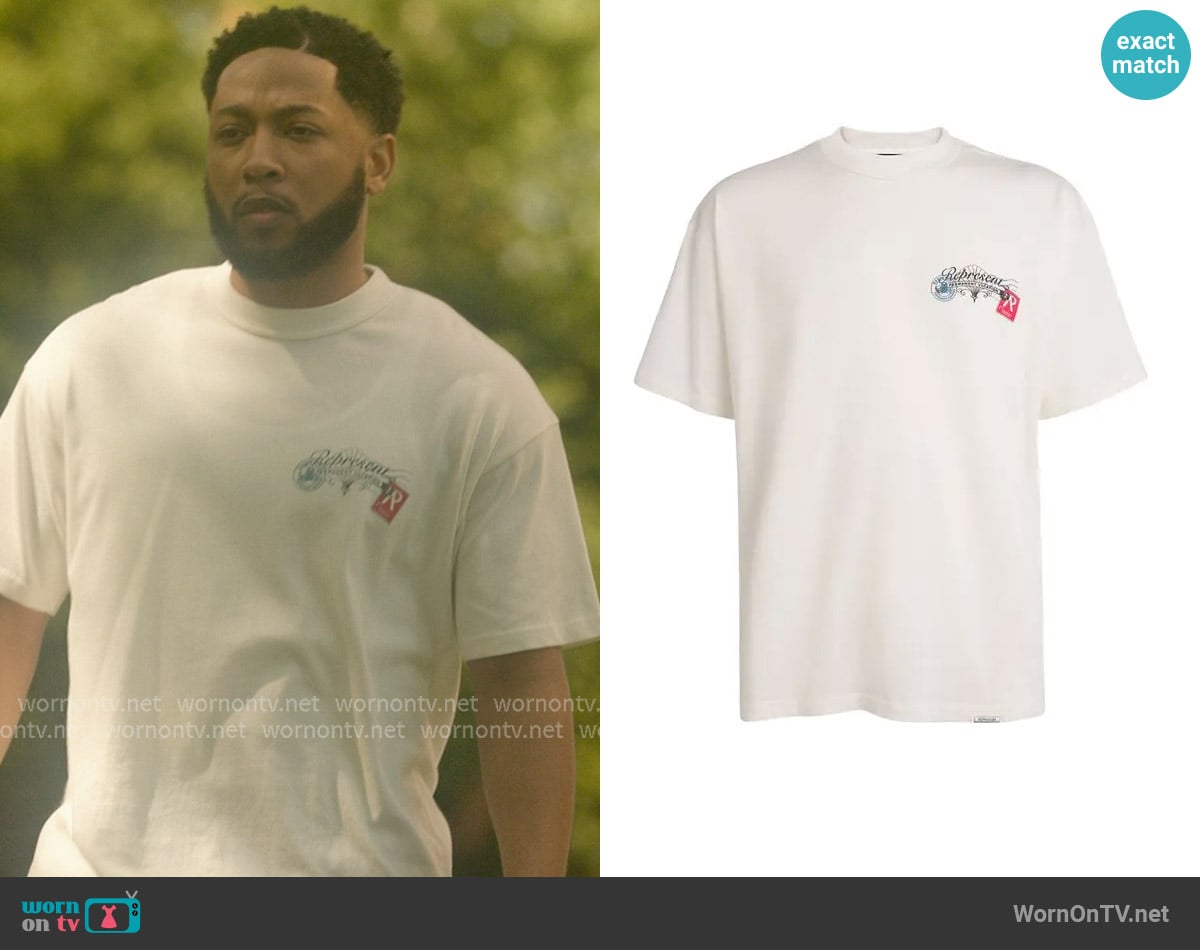 Represent Cotton postcard t-shirt worn by Emmett (Jacob Latimore) on The Chi