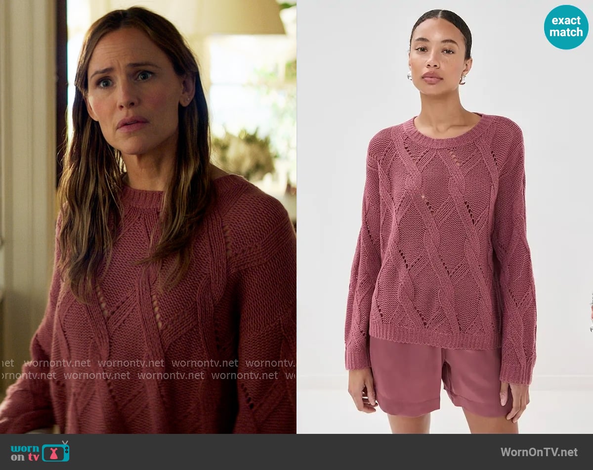 Hollis’ pink cable knit sweater on The Five Star Weekend Hollis’ pink cable knit sweater on The Five Star Weekend