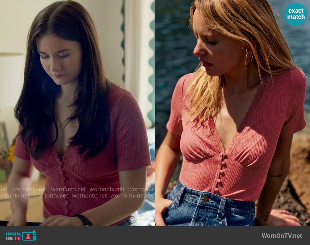 Sezane Jamie T-Shirt in Blush Pink worn by Caroline Shaw (Harlow Jane) on The Five Star Weekend