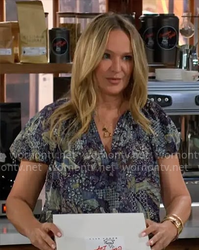 Sharon’s blue printed top on The Young and the Restless