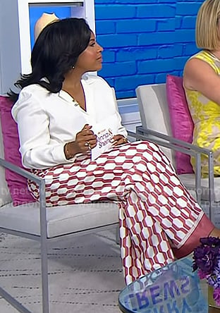 Sheinelle’s pink geometric print pants on Today
