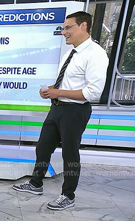 Steve Kornacki’s grey sneakers on Today