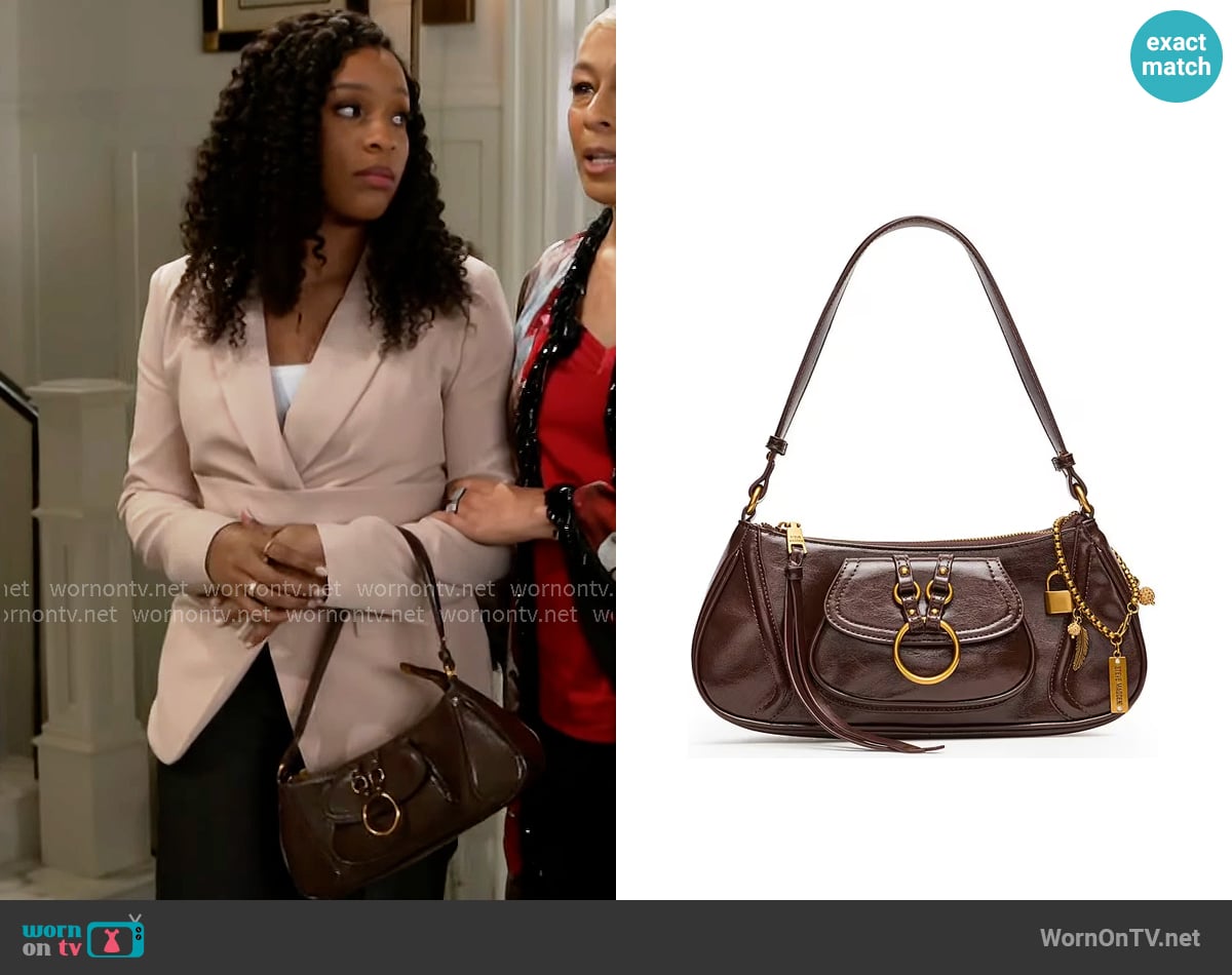 Steve Madden Luxxar Shoulder Bag worn by Naomi Hamilton Hawthorne (Arielle Prepetit) on Beyond the Gates