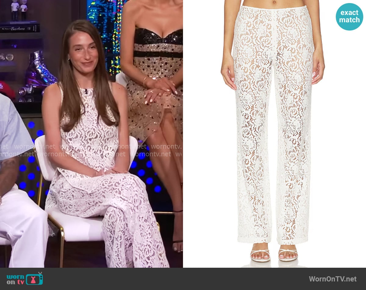 Stone Cold Fox Arlo Pant worn by Amanda Batula on In The City
