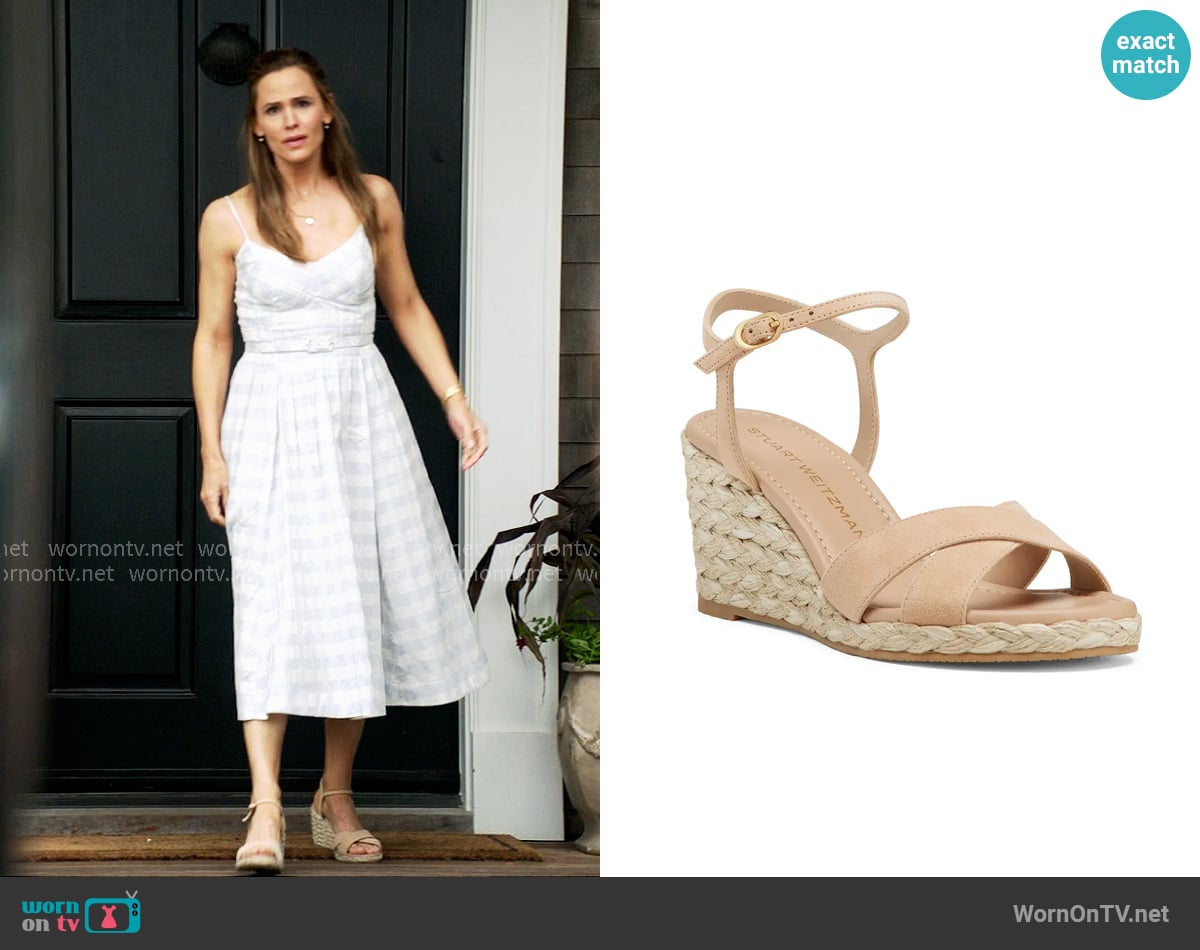 Stuart Weitzman Dayna Espadrille Wedge Sandal worn by Hollis Shaw (Jennifer Garner) on The Five Star Weekend