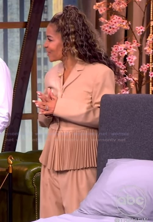 Sunny’s beige pleated blazer on The View