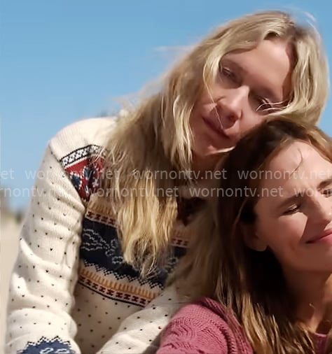 Tatum’s fair isle hooded sweater on The Five Star Weekend