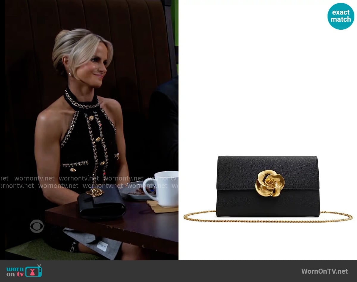 Ted Baker Kira Rose Clutch worn by Vanessa McBride (Lauren Buglioli) on Beyond the Gates