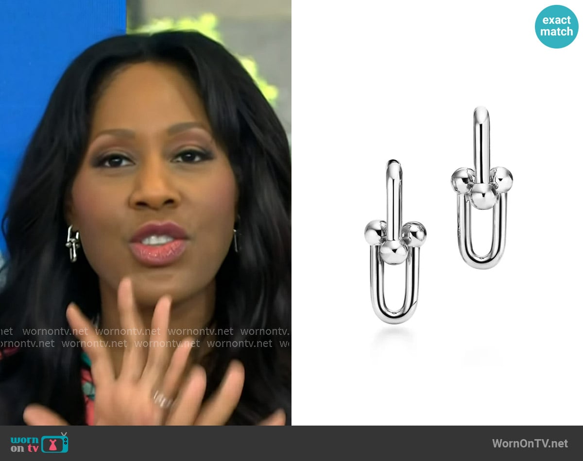 Dr. Jen Caudle’s silver link earrings on Today Dr. Jen Caudle’s silver link earrings on Today