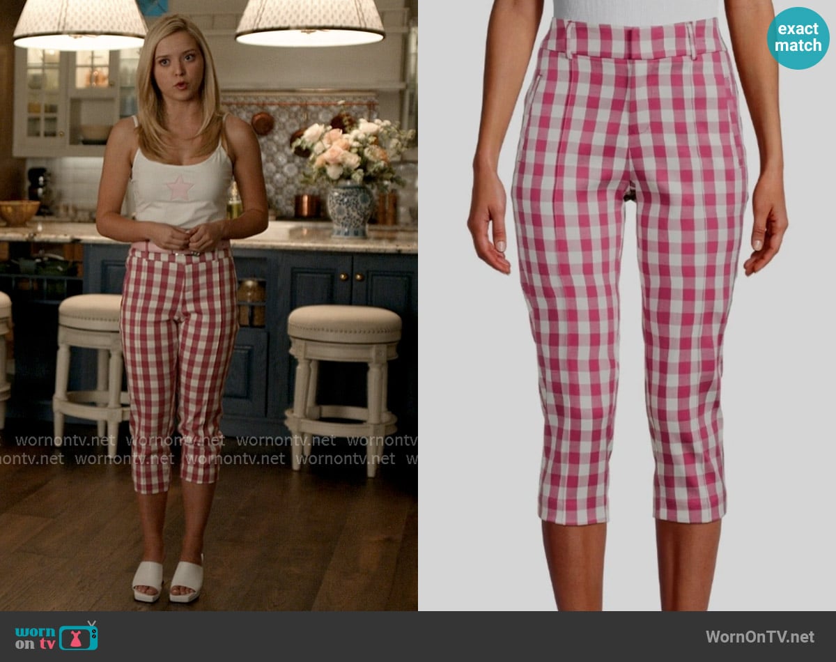 Time and Tru Capri Pants worn by Elle Woods (Lexi Minetree) on Elle