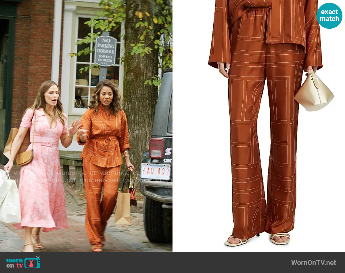 Toteme Embroidered silk-twill wide-leg pants worn by  Dru-Ann Jones (Regina Hall) on The Five Star Weekend