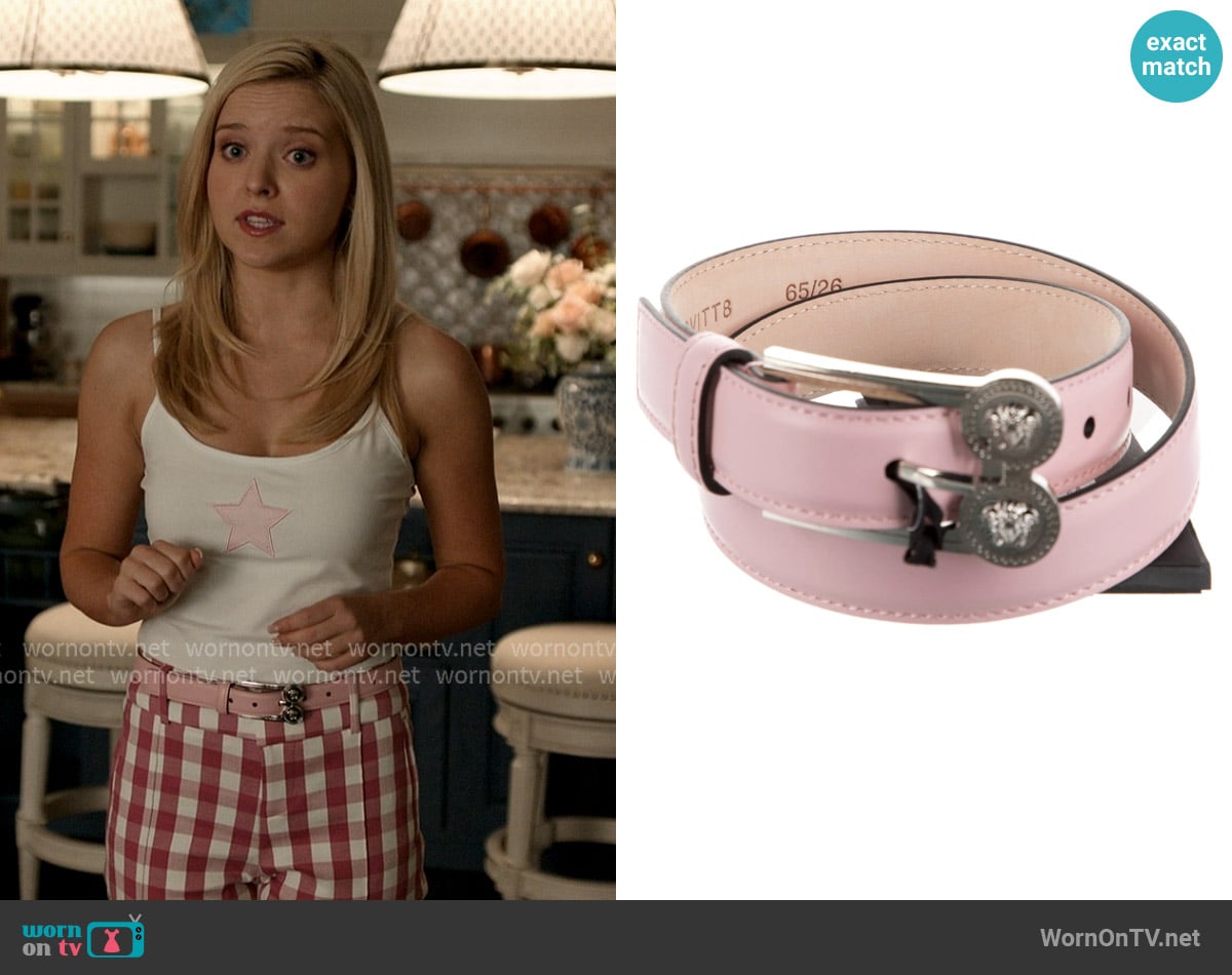 Versace Medusa Insignia Belt worn by Elle Woods (Lexi Minetree) on Elle