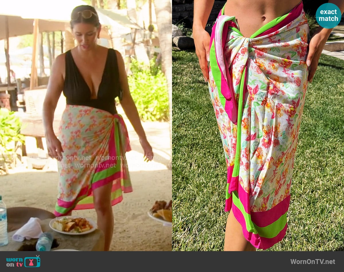 Vetchy Garden Sarong worn by Nia Booko on The Valley