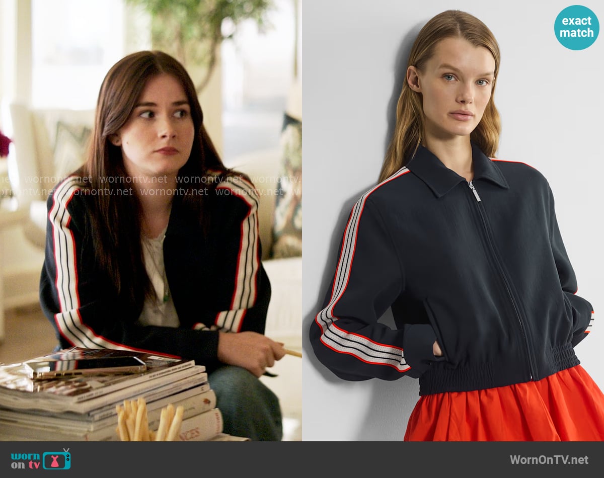Wilfred at Aritzia Jules Jacket worn by Caroline Shaw (Harlow Jane) on The Five Star Weekend