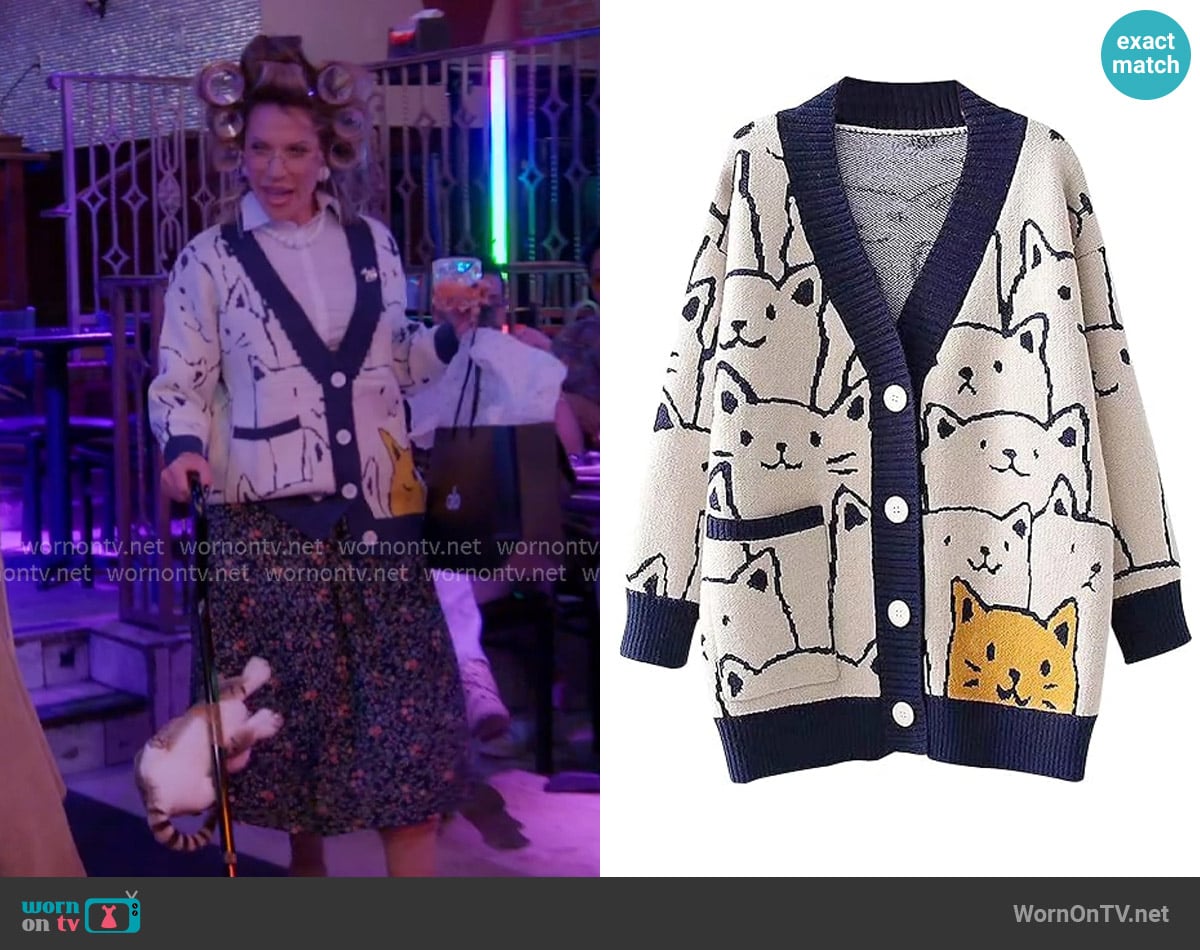 Wyeysyt Wyeysyt Cat Sweater worn by Jennifer Pedranti on The Real Housewives of Orange County