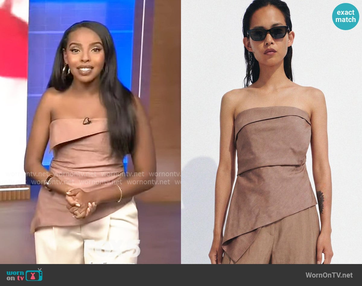 Mona’s brown off shoulder top on Extra