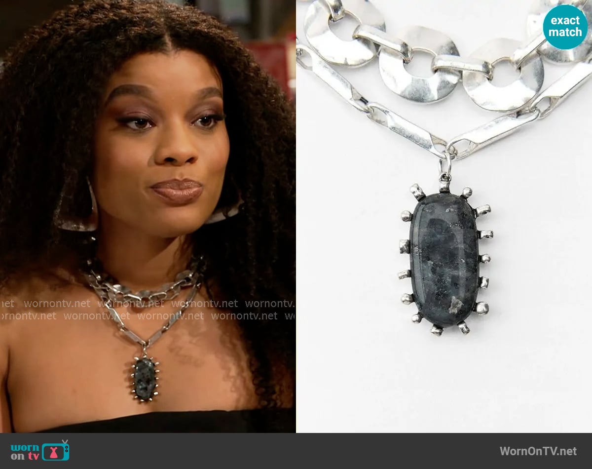 Zara Cowboy Up Necklace worn by Eva Thomas (Ambyr Michelle) on Beyond the Gates