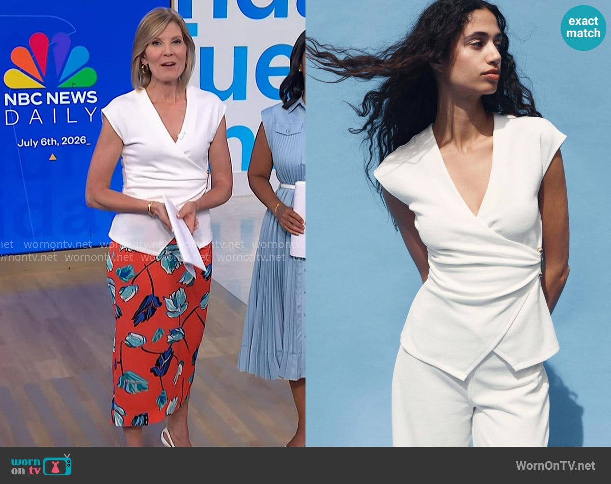 Zara Textures Clasp Top in Oyster White worn by Kate Snow on NBC News Daily