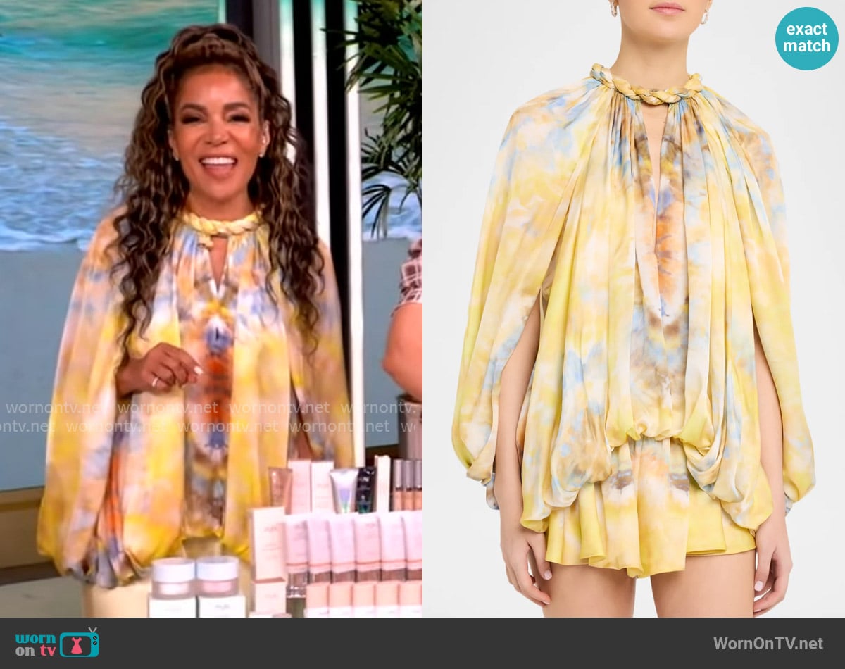 Sunny’s yellow floral tie dye blouse on The View Sunny’s yellow floral tie dye blouse on The View
