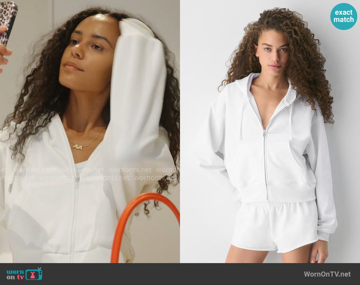 Aritzia Terry Sweatfleece Boyfriend Boxy Zip Hoodie worn by Ava Dash on Next Gen NYC