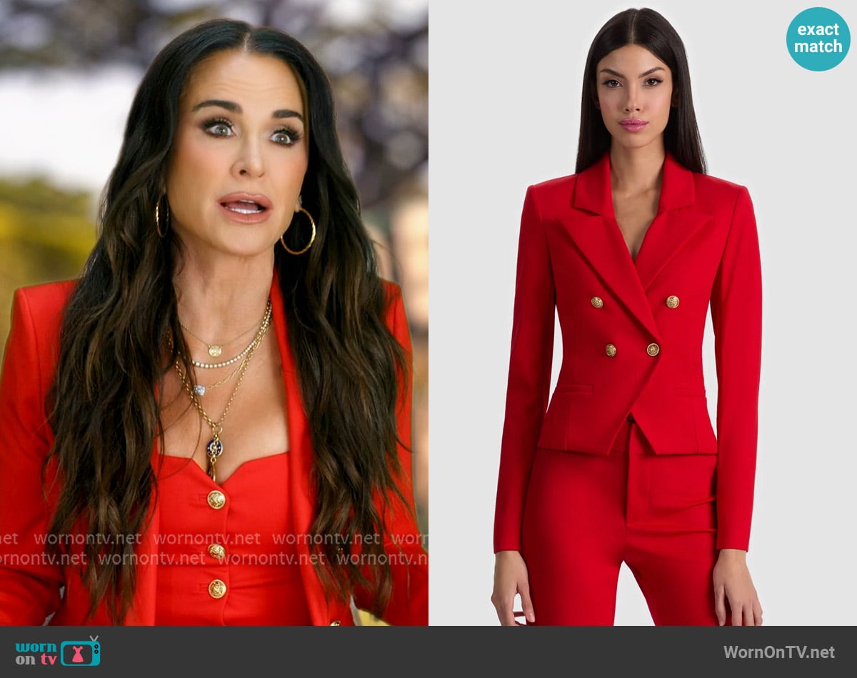 Alice + Olivia Sable Double Breasted Cropped Blazer worn by Kyle Richards on The Real Housewives Ultimate Girls Trip