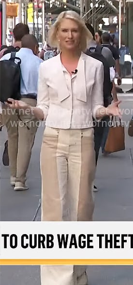 Anna Schecter's two-tone jeans on CBS Mornings