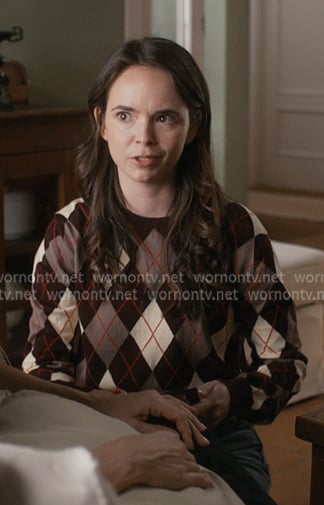 Annabelle's brown argyle sweater on Paris is Always a Good Idea