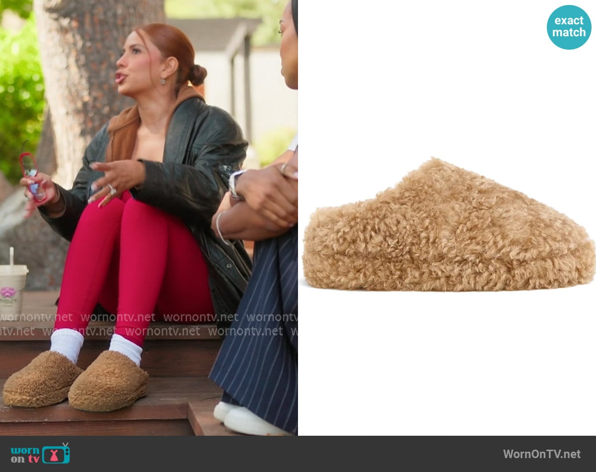 Yris's Apparis shoes Yris's Apparis shoes