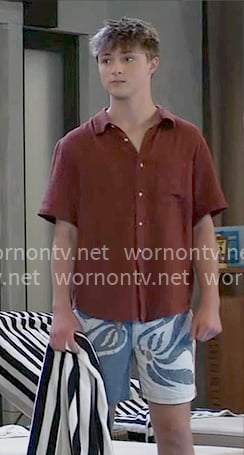 Danny’s brown linen shirt and printed swim shorts on General Hospital Danny’s brown linen shirt and printed swim shorts on General Hospital