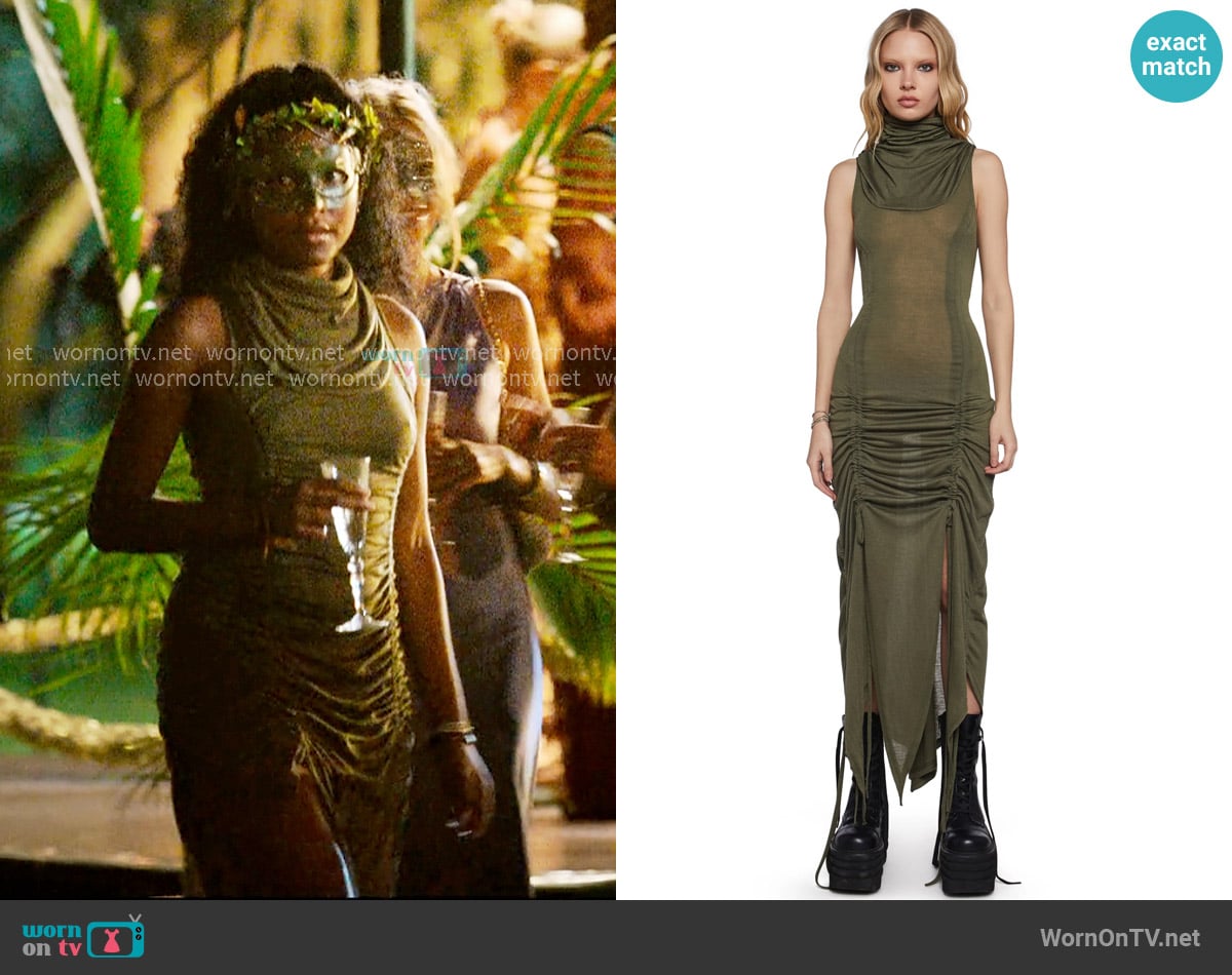 Cleo's Darker Wavs dress