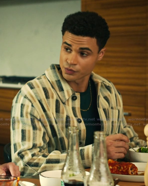 Dylan’s check print jacket on My Life with the Walter Boys Dylan’s check print jacket on My Life with the Walter Boys