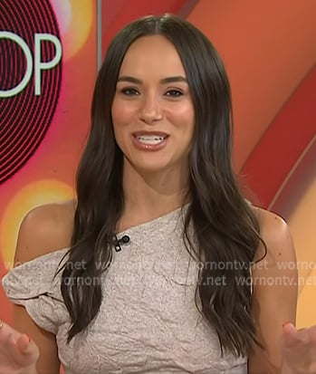 Emily Curl’s beige textured one off-shoulder dress on Today Emily Curl’s beige textured one off-shoulder dress on Today